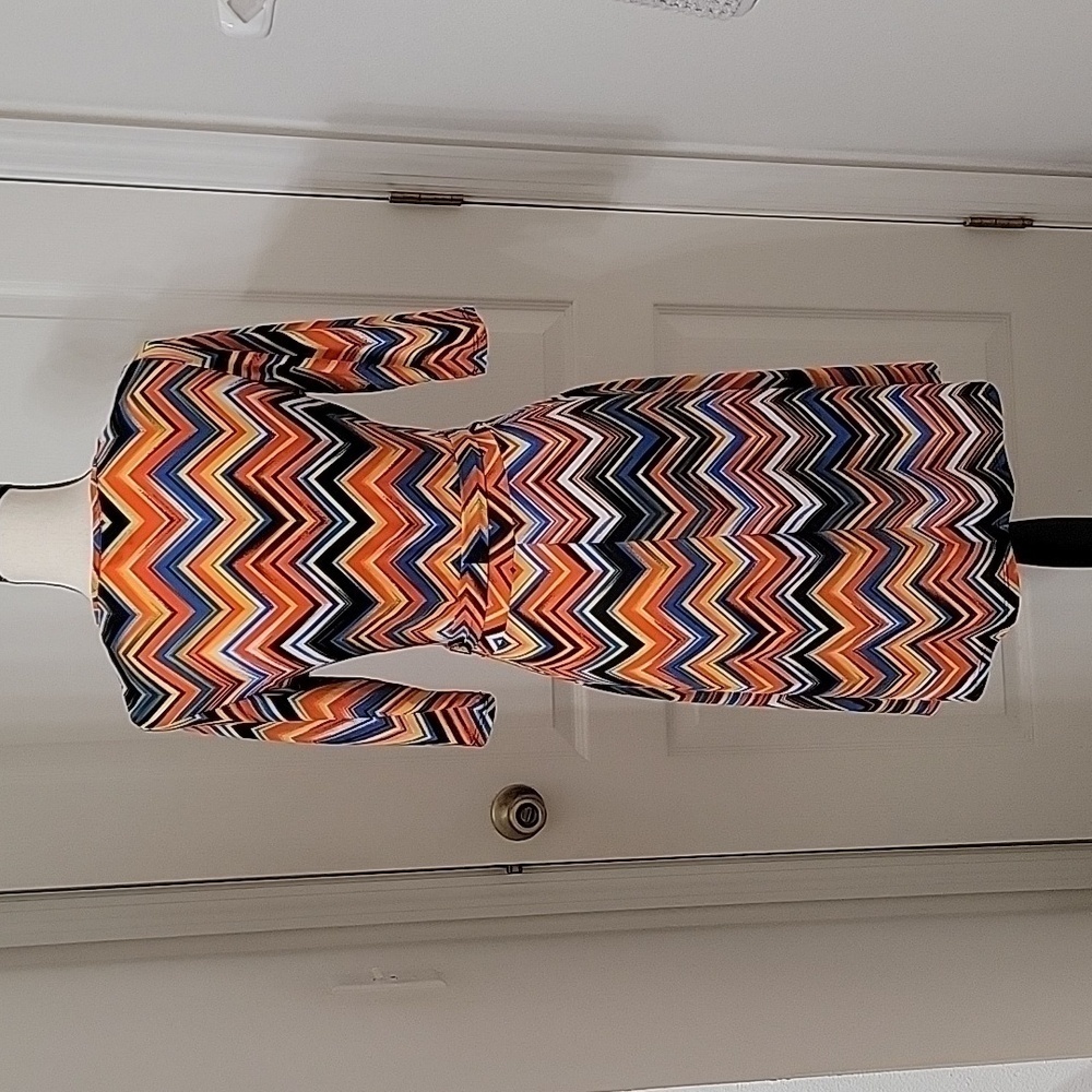 Snap Size M Chevron Pattern Fit & Flare Faux Wrap Dress, Gently Used Condition - Picture 4 of 10